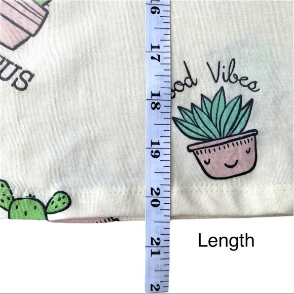 Vibe N’ Happy Cactus Southwestern Desert Cropped Graphic T-Shirt Small NWT - Picture 14 of 15
